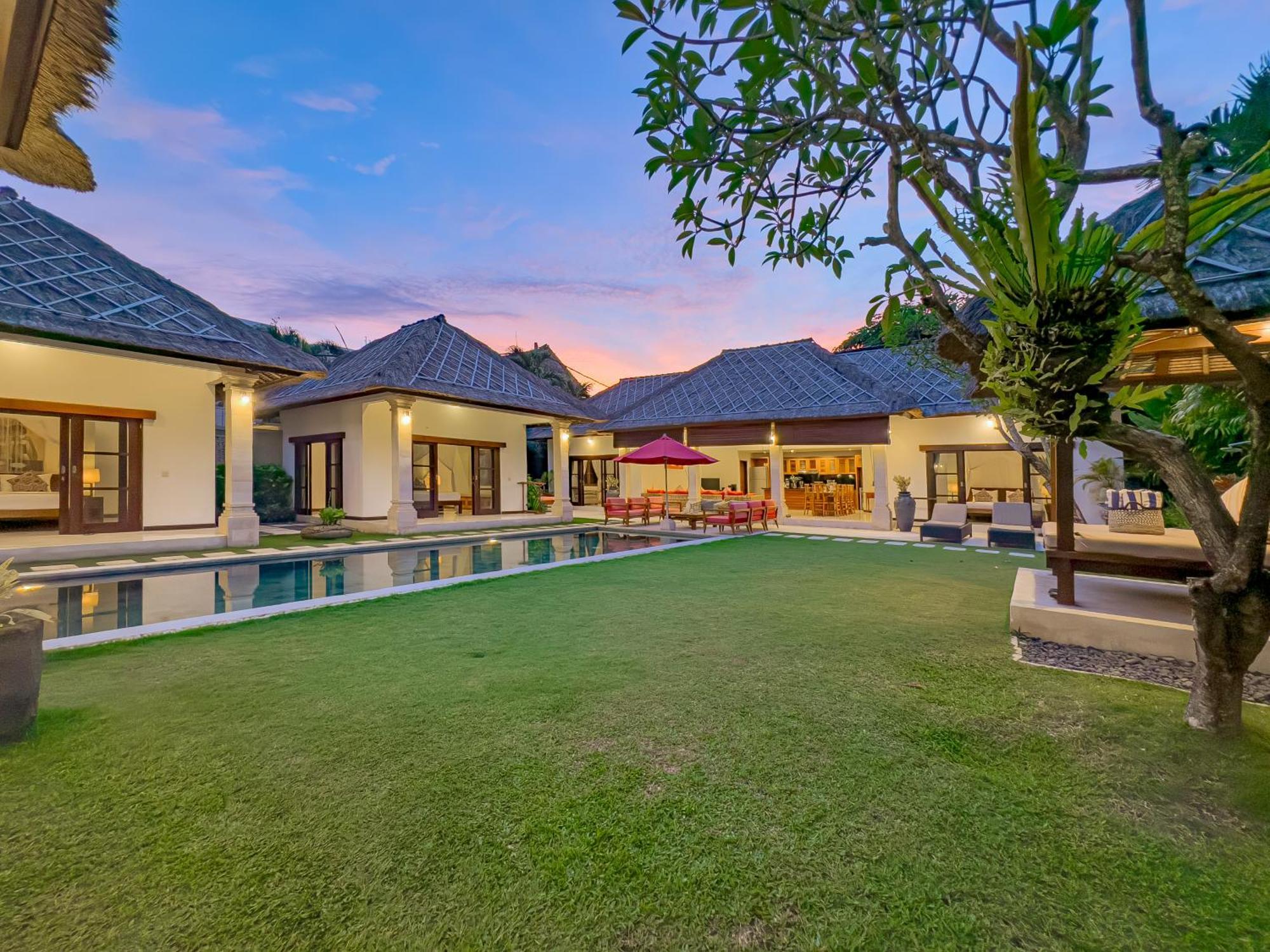 Villa Bugis Drupadi Seminyak Екстер'єр фото