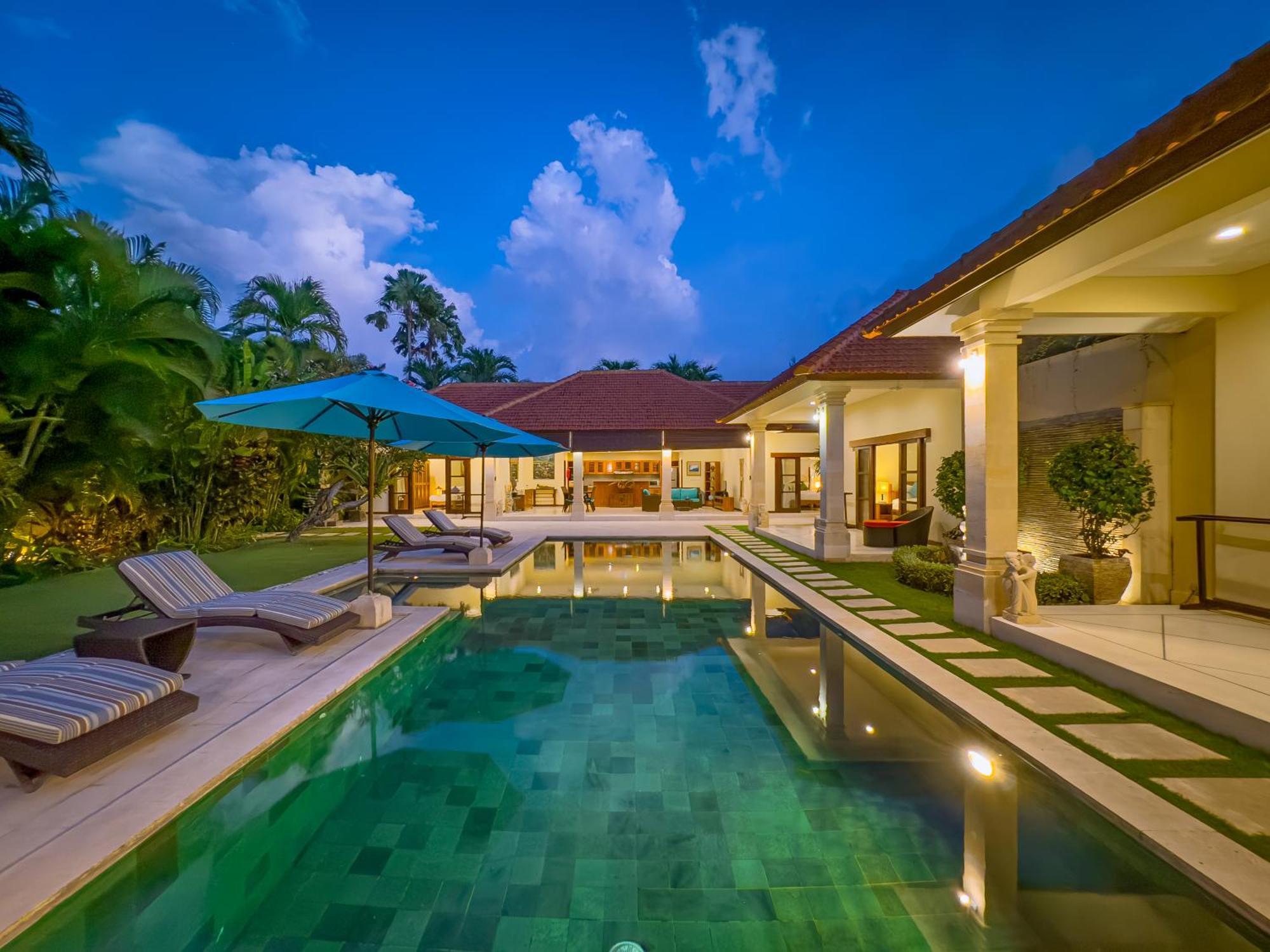 Villa Bugis Drupadi Seminyak Екстер'єр фото