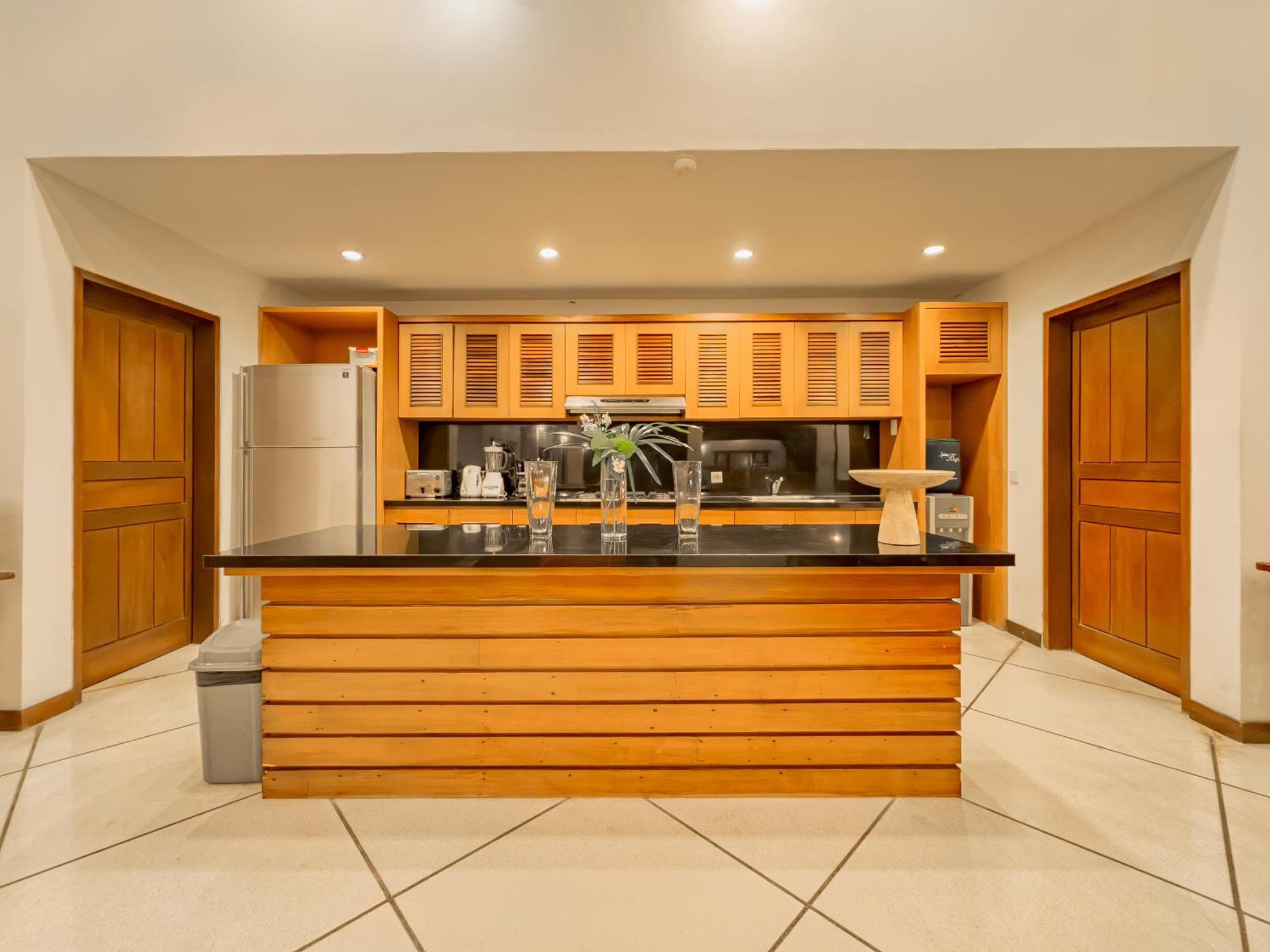 Villa Bugis Drupadi Seminyak Номер фото