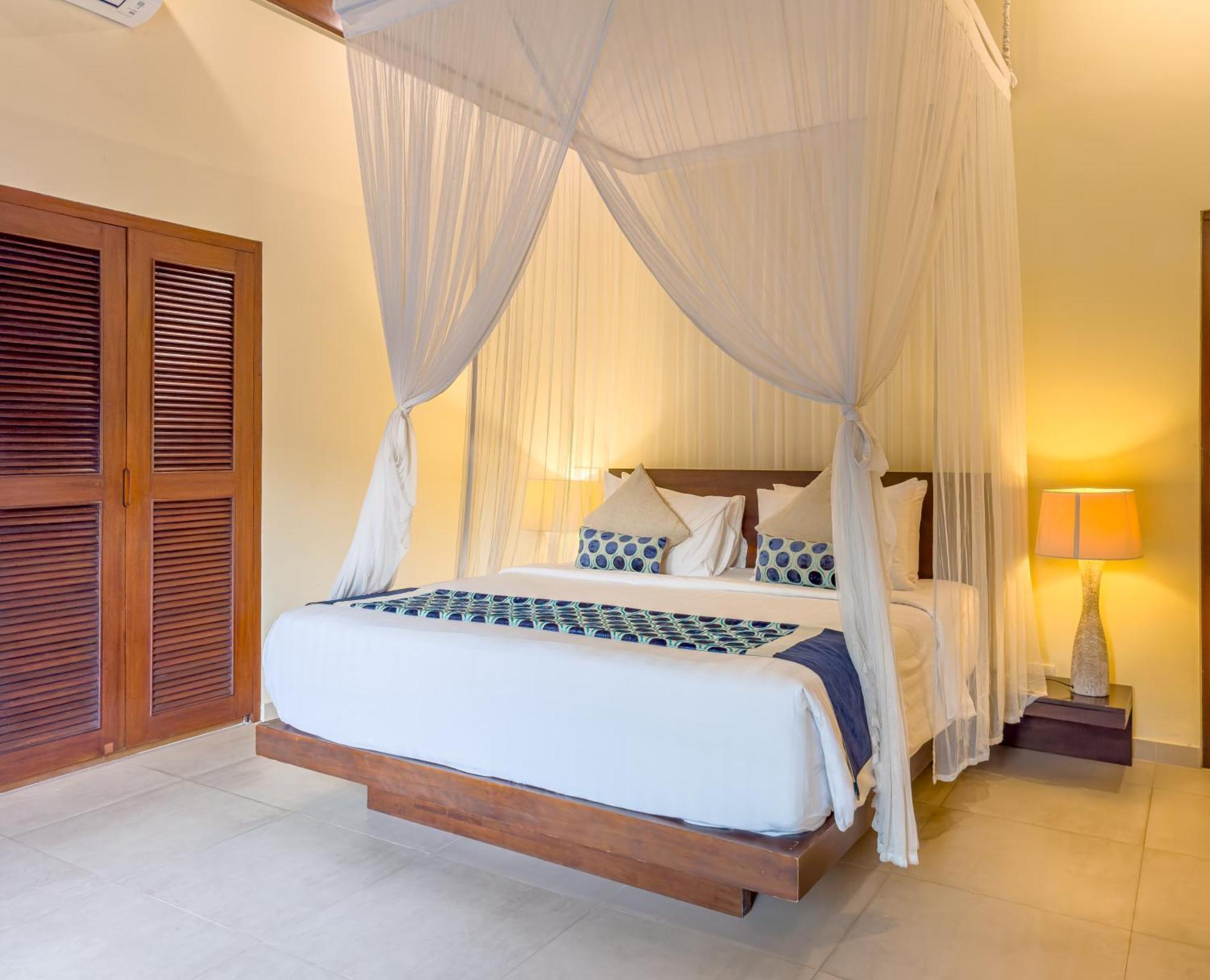 Villa Bugis Drupadi Seminyak Номер фото