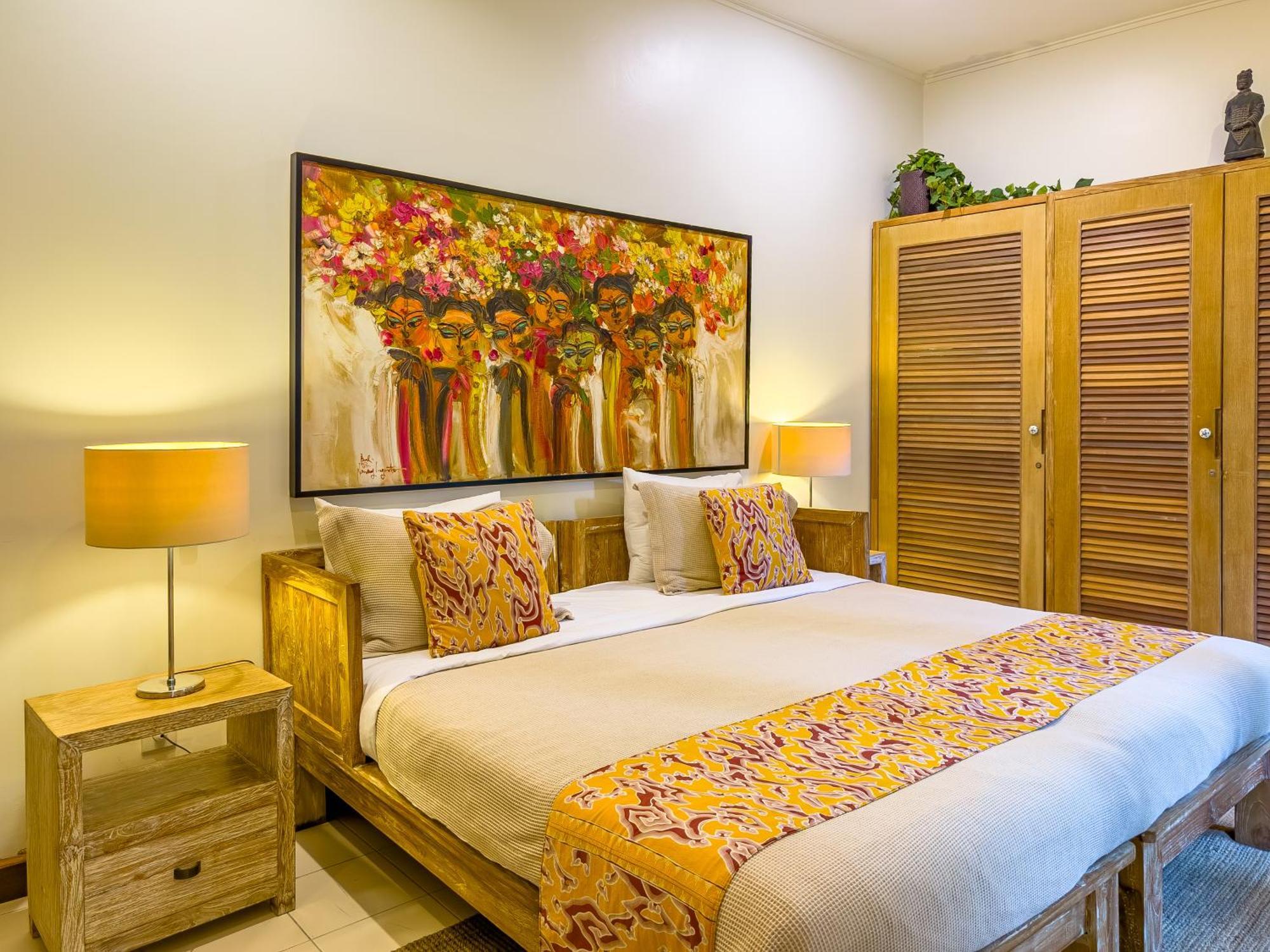 Villa Bugis Drupadi Seminyak Номер фото